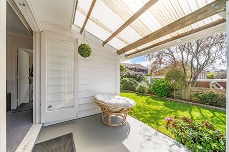 Photo of property in 13 Whites Line West, Woburn, Lower Hutt, 5010