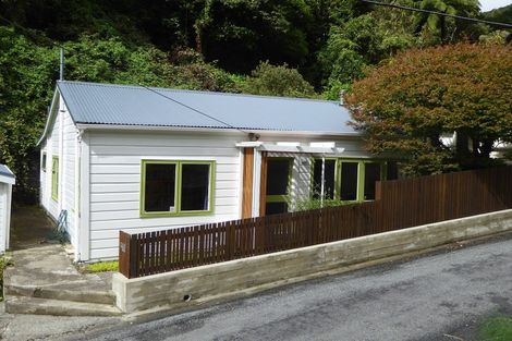 Photo of property in 117 Holloway Road, Aro Valley, Wellington, 6021