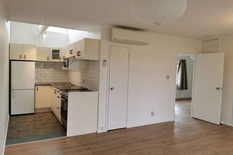 Photo of property in 85e Stottholm Road, Titirangi, Auckland, 0604