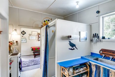 Photo of property in 35 Airini Road, Waimarama, Havelock North, 4294