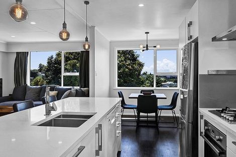 Photo of property in 31 Clearmont Crescent, Blagdon, New Plymouth, 4310