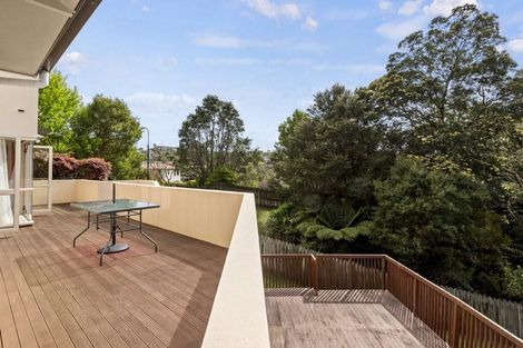 Photo of property in 8 Greenleaf Way, Northcross, Auckland, 0630