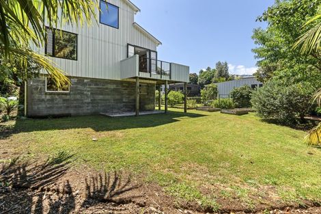 Photo of property in 18-22 Dixon Street, Oakura, 4314