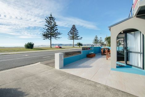 Photo of property in 2/29 The Esplanade, Westshore, Napier, 4110