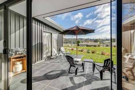 Photo of property in 2 Grampian Oaks Lane, Nelson South, Nelson, 7010