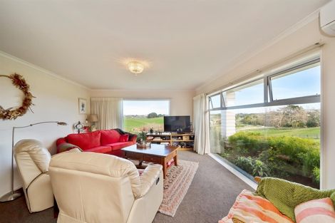 Photo of property in 242b Turuturu Road, Hawera, 4674