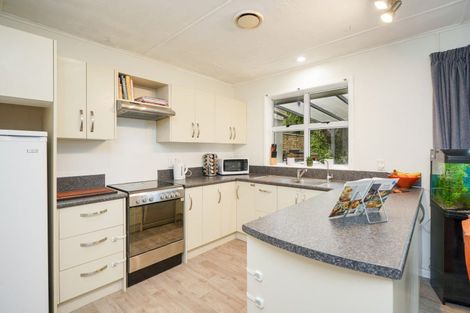 Photo of property in 106 Dunlop Street, Wallacetown, 9816