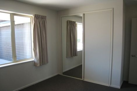 Photo of property in 8 Dunsford Close, Halswell, Christchurch, 8025