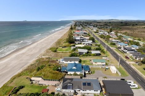 Photo of property in 563 Pukehina Parade, Pukehina, Te Puke, 3189