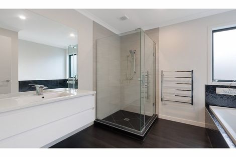 Photo of property in 35 Awatira Drive, Papamoa Beach, Papamoa, 3118