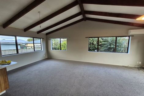 Photo of property in 16 Clive Road, Katikati, 3129