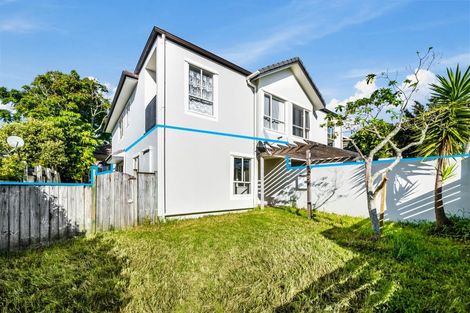 Photo of property in 2/57 Gladstone Road, Northcote, Auckland, 0627