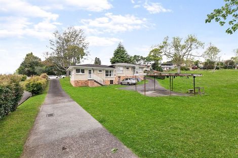 Photo of property in 2/16 Diana Drive, Glenfield, Auckland, 0627