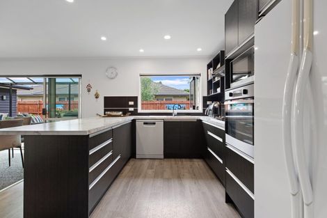 Photo of property in 69 Bathurst Crescent, Pyes Pa, Tauranga, 3112