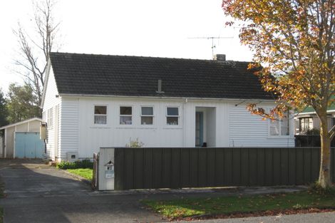 Photo of property in 39 Shearer Crescent, Naenae, Lower Hutt, 5011