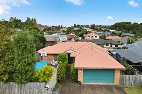 Photo of property in 74 Ayrshire Drive, Grandview Heights, Hamilton, 3200