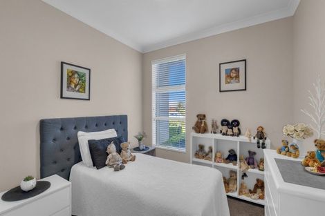 Photo of property in 29 Hemingway Place, Spencerville, Christchurch, 8083