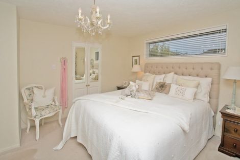 Photo of property in 46 Kilmarnock Street, Wallacetown, 9816