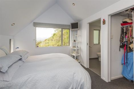 Photo of property in 45 Farnham Street, Mornington, Wellington, 6021