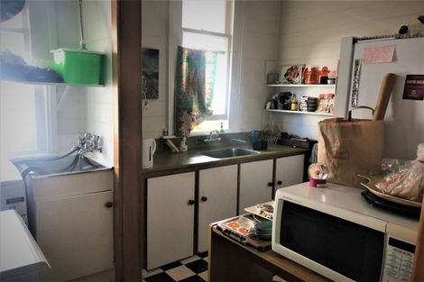 Photo of property in 38a Hereford Street, West End, Palmerston North, 4410