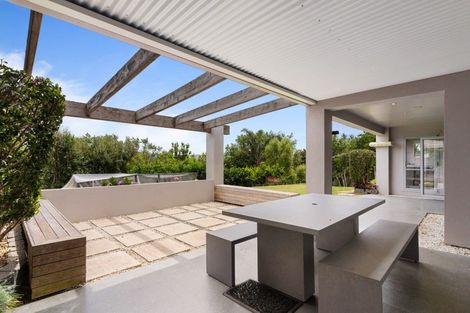 Photo of property in 114 Te Pamahue Drive, Whangamata, 3620