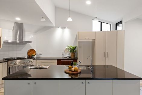 Photo of property in 5 Bramley Drive, Rototuna, Hamilton, 3210