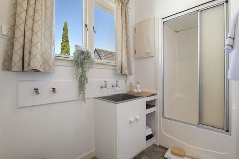 Photo of property in 1/26 Queens Parade, Devonport, Auckland, 0624