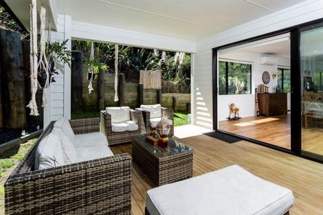 Photo of property in 10 Awaiti Way, Orewa, 0931