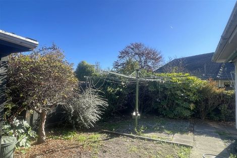 Photo of property in 1/215 Memorial Avenue, Burnside, Christchurch, 8053