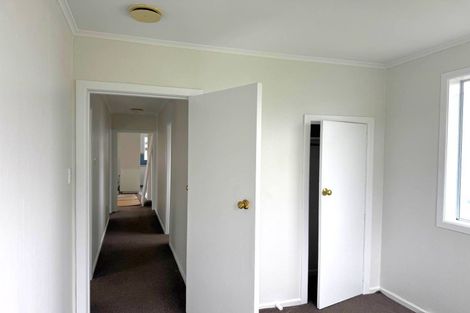 Photo of property in 118 Gloucester Road, Manurewa, Auckland, 2102