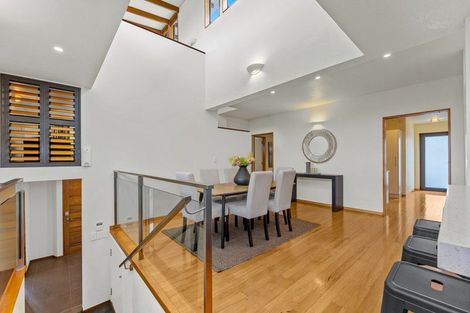 Photo of property in 65 Forrest Hill Road, Milford, Auckland, 0620