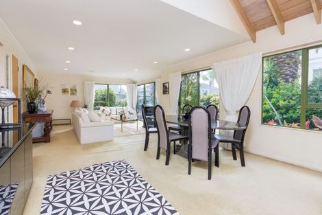 Photo of property in 63a Princes Street, Northcote Point, Auckland, 0627