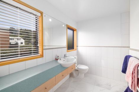 Photo of property in 43 Cannon Hill Crescent, Mount Pleasant, Christchurch, 8081