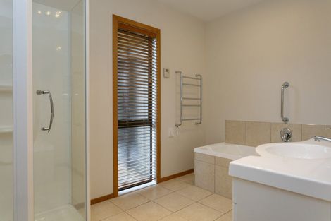 Photo of property in 15 The Circle, Nukuhau, Taupo, 3330