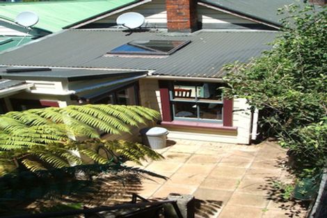 Photo of property in 44 Rolleston Street, Mount Cook, Wellington, 6021