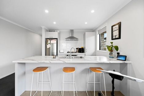 Photo of property in 41 Waruhia Crescent, Rototuna North, Hamilton, 3210