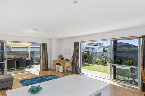 Photo of property in 27a Simpson Road, Papamoa Beach, Papamoa, 3118