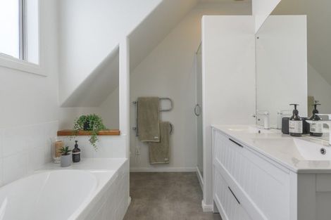 Photo of property in 7 Croydon Place, Bethlehem, Tauranga, 3110