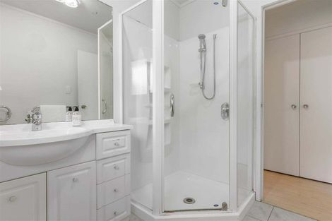 Photo of property in 2/2 Quentin Avenue, Epsom, Auckland, 1023