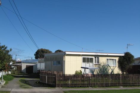 Photo of property in 7a-b Jull Crescent, Waipukurau, 4200