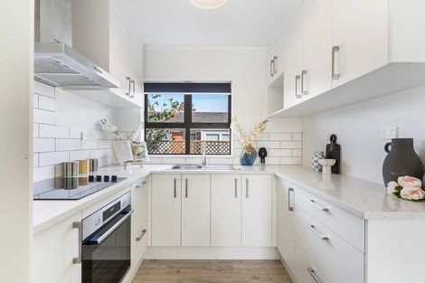 Photo of property in 2/282 Shirley Road, Papatoetoe, Auckland, 2025