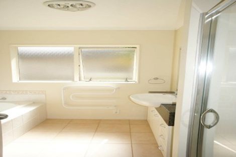 Photo of property in 69 Landing Drive, Albany, Auckland, 0632