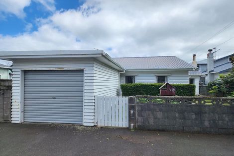 Photo of property in 34 Tuatoru Street, Eastbourne, Lower Hutt, 5013