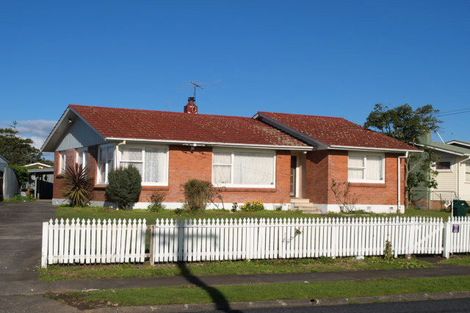 Photo of property in 30 Cheviot Street, Mangere East, Auckland, 2024