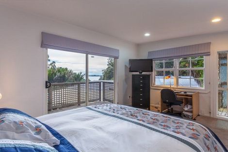 Photo of property in 46 Wood Bay Road, Titirangi, Auckland, 0604