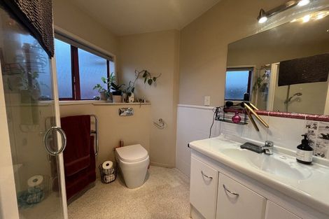 Photo of property in 23 Breakwater Road, Moturoa, New Plymouth, 4310