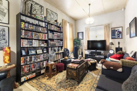 Photo of property in 228 Ohiro Road, Brooklyn, Wellington, 6021