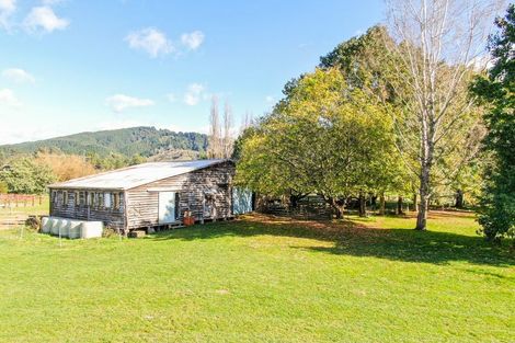 Photo of property in 1541 Dovedale Road, Thorpe, Wakefield, 7096