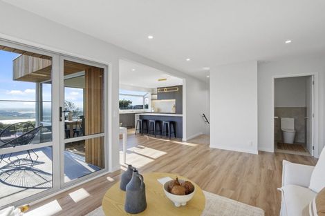Photo of property in 283 Cannon Hill Crescent, Mount Pleasant, Christchurch, 8081