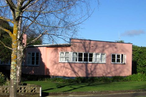 Photo of property in 72 Savage Crescent, West End, Palmerston North, 4412